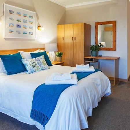 Aire Del Mar Guest House Kleinbaai Екстериор снимка