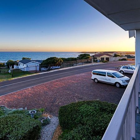 Aire Del Mar Guest House Kleinbaai Екстериор снимка